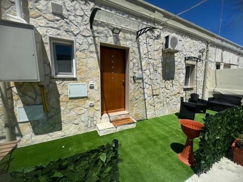 Municipio 3 Apartment | SoleMar Villa