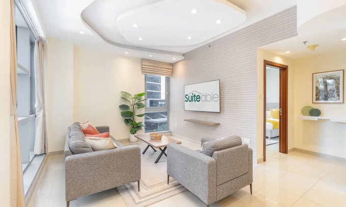 Downtown Dubai Apartment | Sophisticated and Elegant 2BR in Downntown Dubai