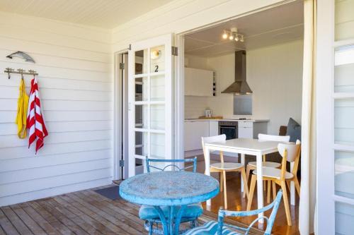 Sorrento House | Sorrento Beach Cottages No. 2 - in the heart of Sorrento