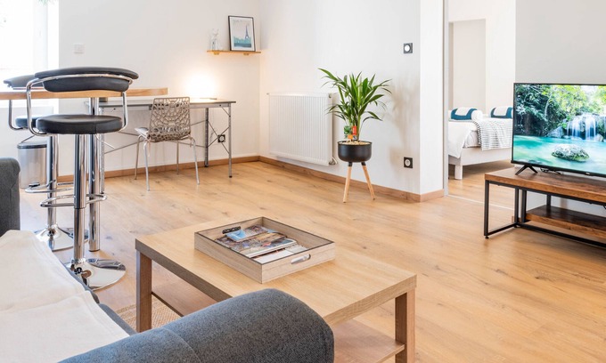 Feytiat Apartment | SOTHYS Design Apartment – 7 min from Limoges