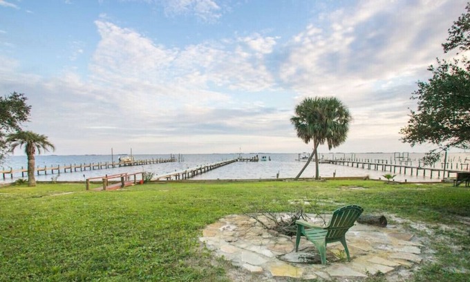 Gulf Breeze Apartment | Soundside Beach Apartment
