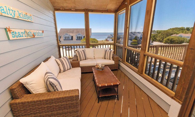 Tuckahoe House | Soundside, Community Pool and water views! N5, Duck Duck Goose