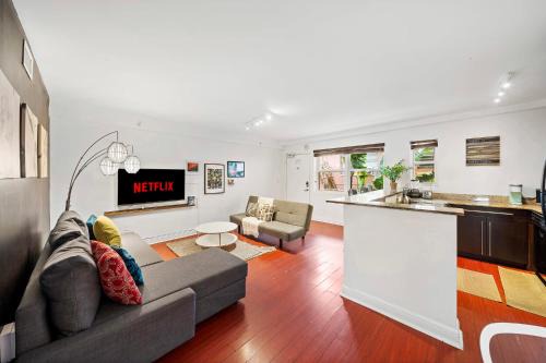 Flamingo/Lummus Apartment | South Beach Family & Pet Friendly with Free Parking