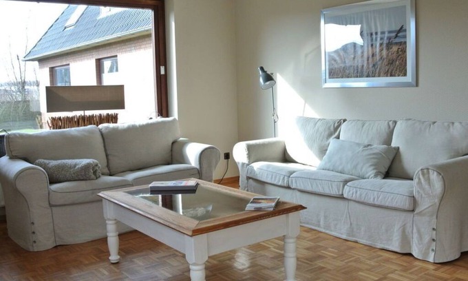 St. Peter-Ording Apartment | South case in the house aft Diek