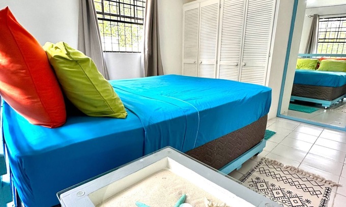 Maxwell Apartment | South Coast Private- On The Beach