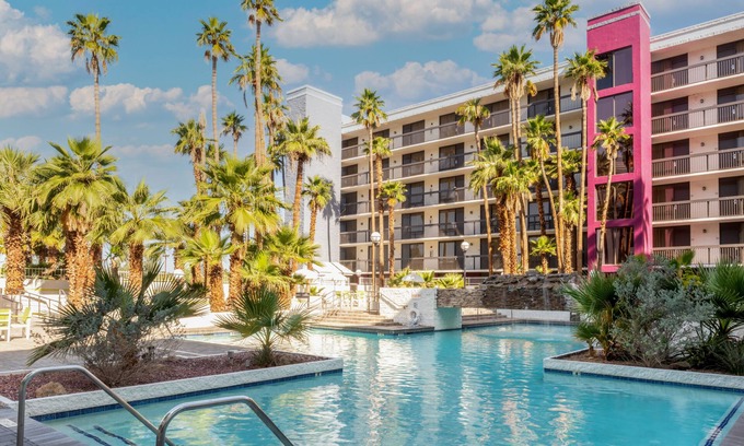 Mesa Hotel | South Country Suites