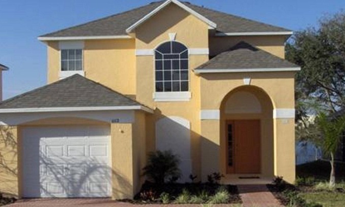 Haines City House | South Facing Orlando home with 4 bedroom, 3 bathroom and Pool with Lake View