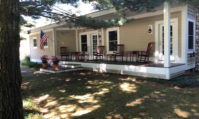 Leland House | South Main Street Cottage ~ Leland, Michigan ~ Saturday to Saturday