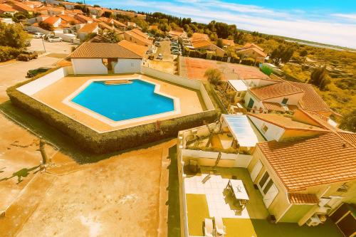 Vic-la-Gardiole Apartment | South Side, Pool, BBQ and AIR CONDITIONING