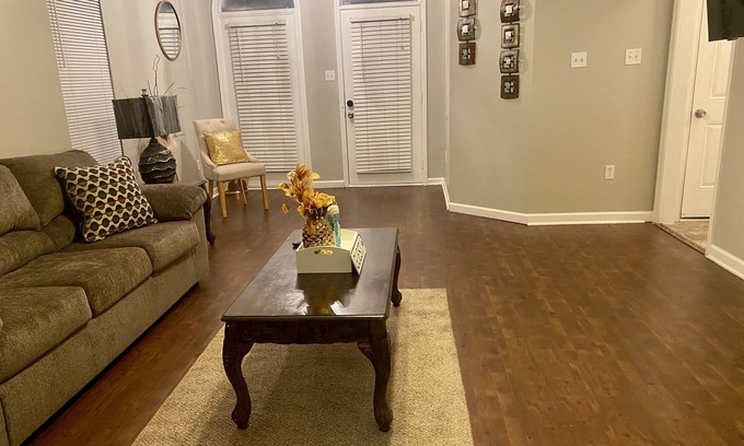 Southaven House | Southaven, MS Home - Minutes from Memphis - Close to local shopping and eateries