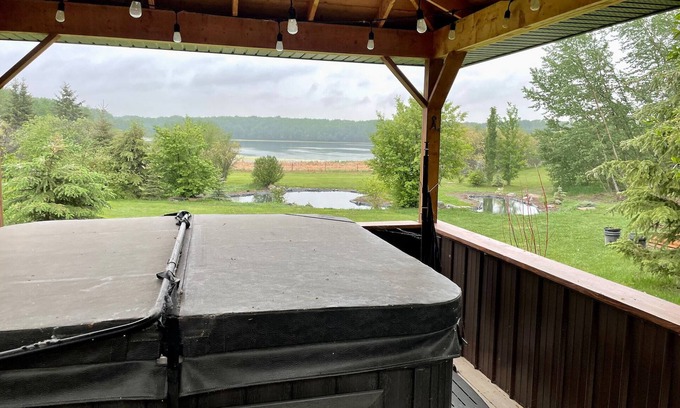 Central Alberta House | Southern Bell— Lakeview Events