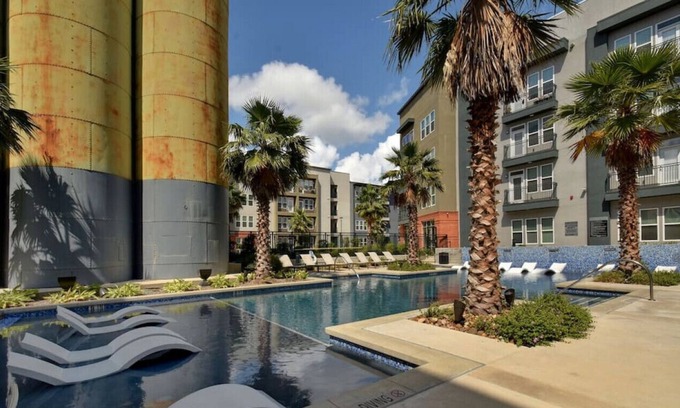 King William Apartment | Southtown Gem | Near Riverwalk | Alamo | Pearl