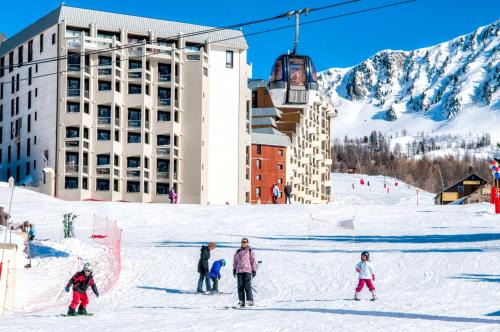 Isola Hotel | SOWELL HOTELS Le Pas du Loup