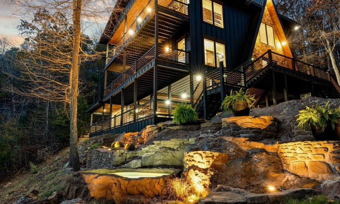 Marshall House | Spa H/T Sauna Float Tank Buffalo River