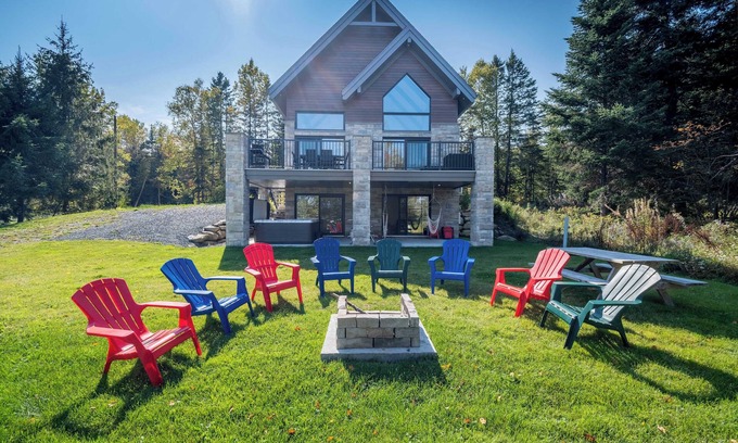 Lac-Etchemin Ski Chalet | Spa & Lake Access - Chalet la Barque du Bonheur