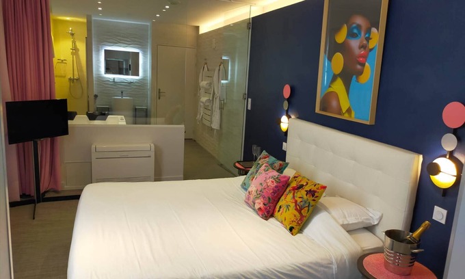 Saint-Serge Apartment | Spa Rosa Rosae Apartment