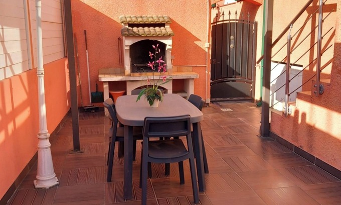 Saint-Jean-Pla-de-Corts Apartment | Spa vacation or rental