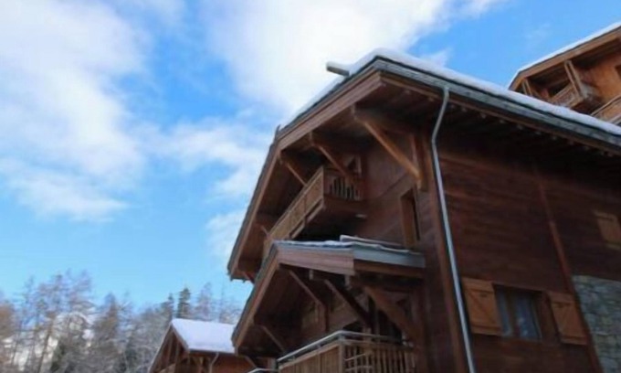 La Plagne-Tarentaise Apartment | Spacieux 8/10 Dans Chalet - Superbe VUE et Piscine - à 150 M DES Pistes