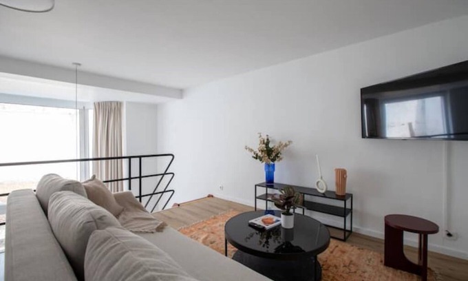 Ixelles Apartment | Spacieux Jardin 2BD Apt à Flagey 0