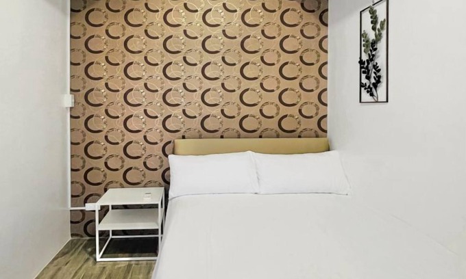 Jaro Hotel | Spacious 1-BR Condo with Balcony and Pool
