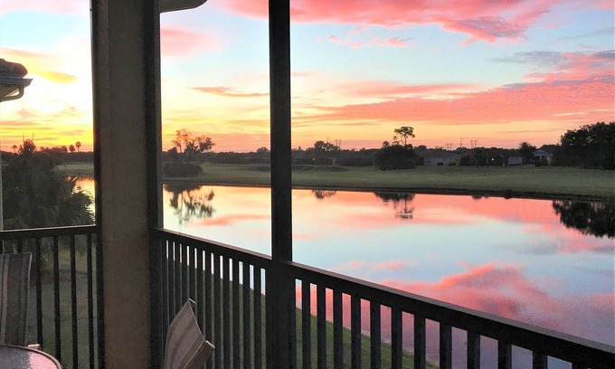 Braden River Condo | Spacious 2nd floor Condo with lake view, 3 bed/2 bath, golf incl., pets welcome.