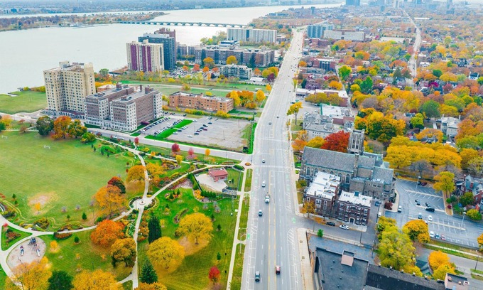 Detroit Apartment | Spacious 3-Apartment Bundle – Ideal for Groups!