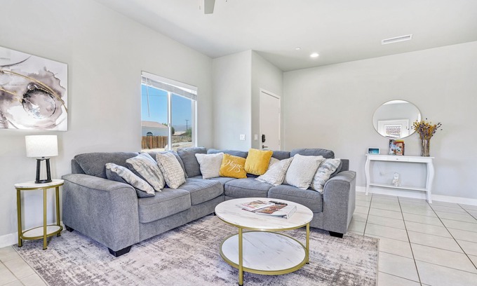 Desert Hot Springs House | Spacious 3-bedroom vacation home 20 minutes from Agua Caliente Casino