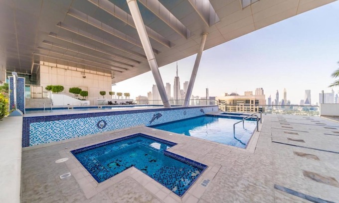 Jadaf Apartment | Spacious 3-bedroom Apartment With Canal View In Business Bay