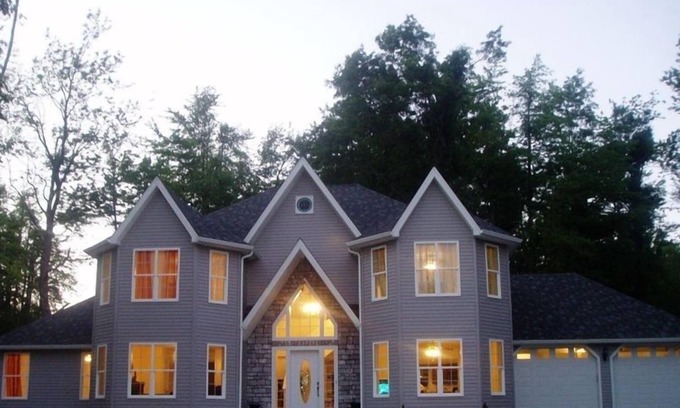 Tunkhannock Township House | Spacious 3 Bedroom French Manor Minutes from Khalahari & Pocono Raceway & More