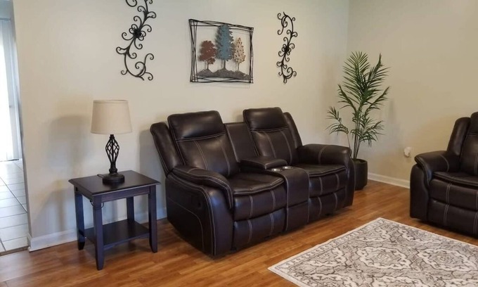 Cookeville House | Spacious 3BR 2BA, 11 Min to Cummins Falls Park