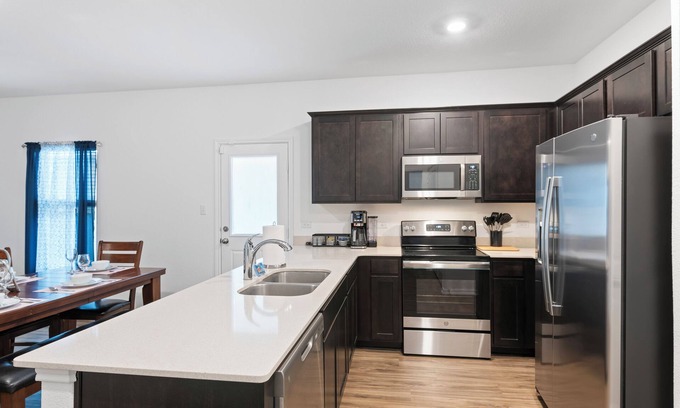 Bastrop House | Spacious 3BR Home with Large Backyard – Perfect for Families!