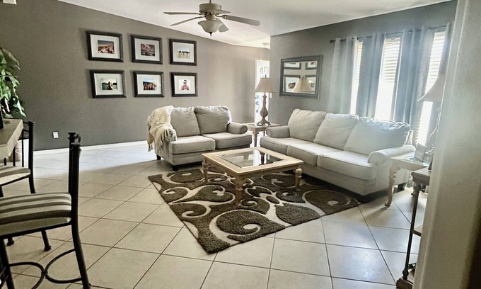 Lake Havasu City House | Spacious 4-bedroom house in awesome Lake Havasu City with AC