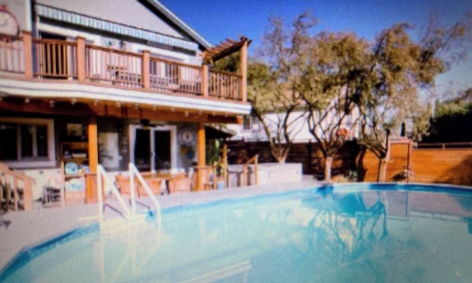 Petaluma House | Spacious 4-bedroom 3 bath home in charming Petaluma with pool and hot tub