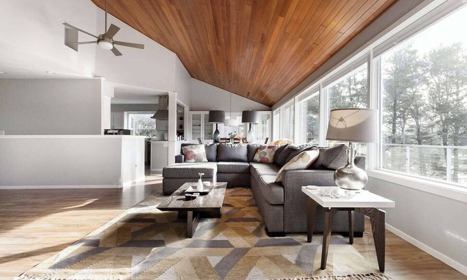 Manzanita House | Spacious 4BD Beach House - Pet-Friendly