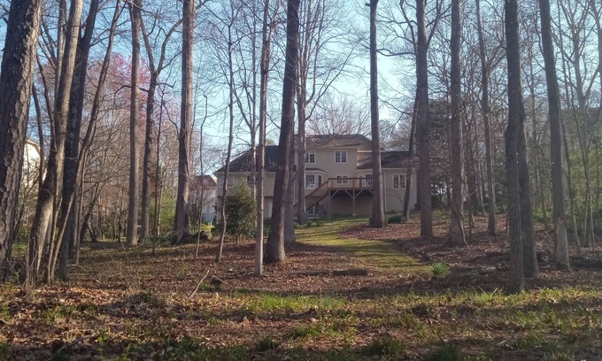 Snellville House | Spacious 5-bedrm house AC and WiFi in SnellvilleYellow River Wildlife Sanctuary.