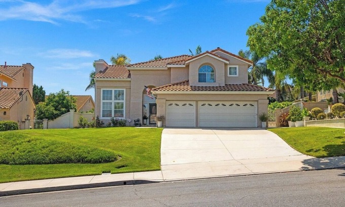 Guajome House | Spacious 5-bedroom house with incredible access in Oceanside