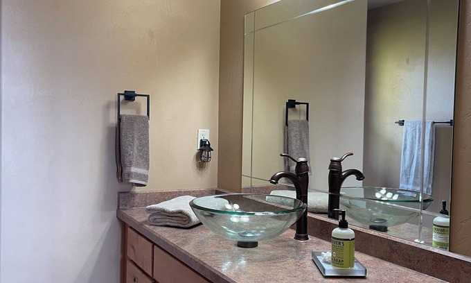 Bozeman House | Spacious 5-bedroom house in beautiful Belgrade with WiFi
