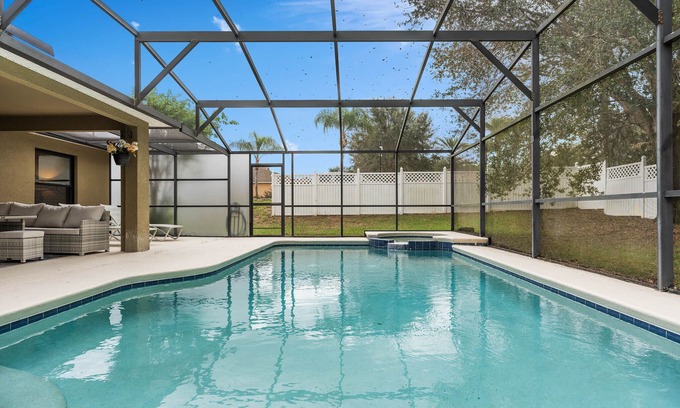 Legacy Park Villa | Spacious 5BR Family Villa w/Private Pool, Spa & Close to Disney