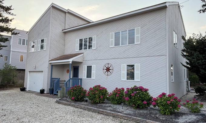 Beach Haven House | Spacious 6-bedroom, 3-bath Beach House w/WiFi, AC in lovely North Beach, LBI