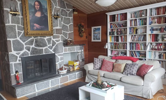 Ivry-sur-le-Lac House | Spacious and Cozy Cottage House