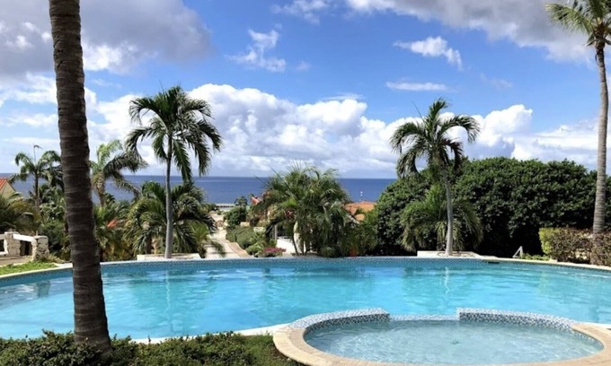 Willemstad House | Spacious and comfortable 2 bedrooms house / 2 min from the beach