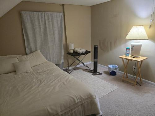 Payne - Phalen House | Spacious and Cozy 4-Bedroom Home in the heart of MSP