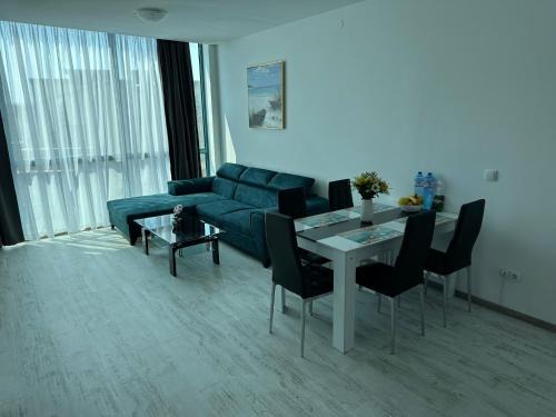 Primorsko Apartment | Spacious and cozy Apartment in complex Del Sol