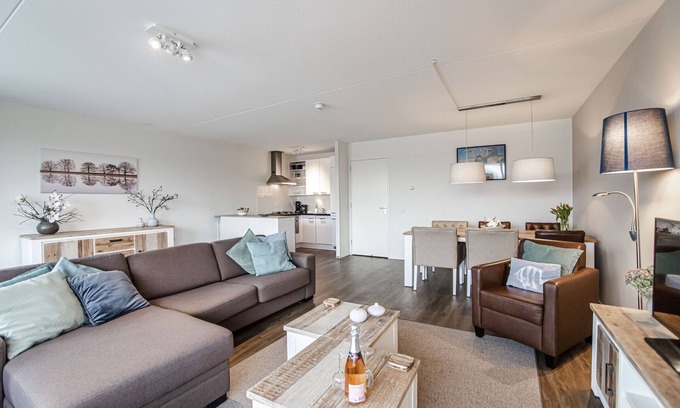 Merenwijk Apartment | Spacious and luxurious apartment - Kaag Resort (25)