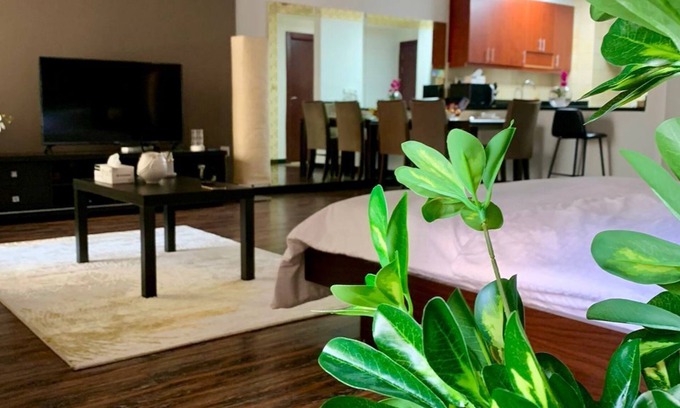 Al Sufouh 2 Apartment | Spacious and Luxurious Studio Apartment in the Heart of JBR