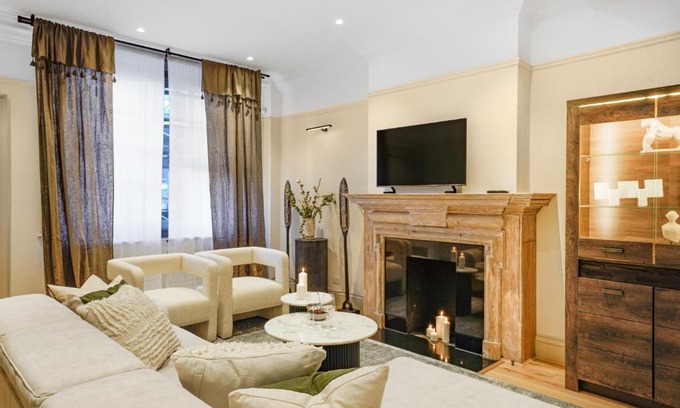 Royal Borough of Kensington and Chelsea Apartment | Spacious and Modern 4 beds home in Kensington