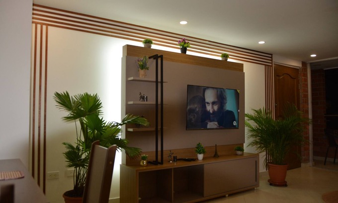 Laureles Apartment | Spacious and modern downtown apartment with breathtaking mountain views