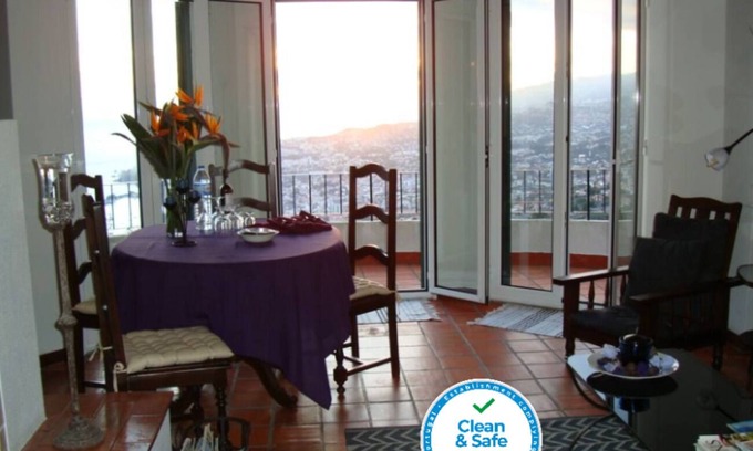 Sao Goncalo Villa | Spacious apartment, Splendid view on sea and mountains