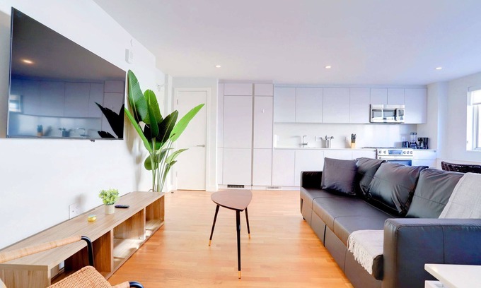 Radnor - Fort Myer Heights Apartment | Spacious Apartment w/Gym Access