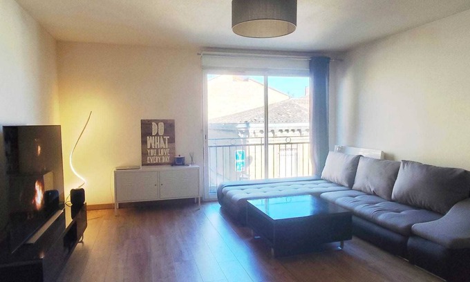 Bordeaux Sud Apartment | Spacious apartment with parking in Bordeaux